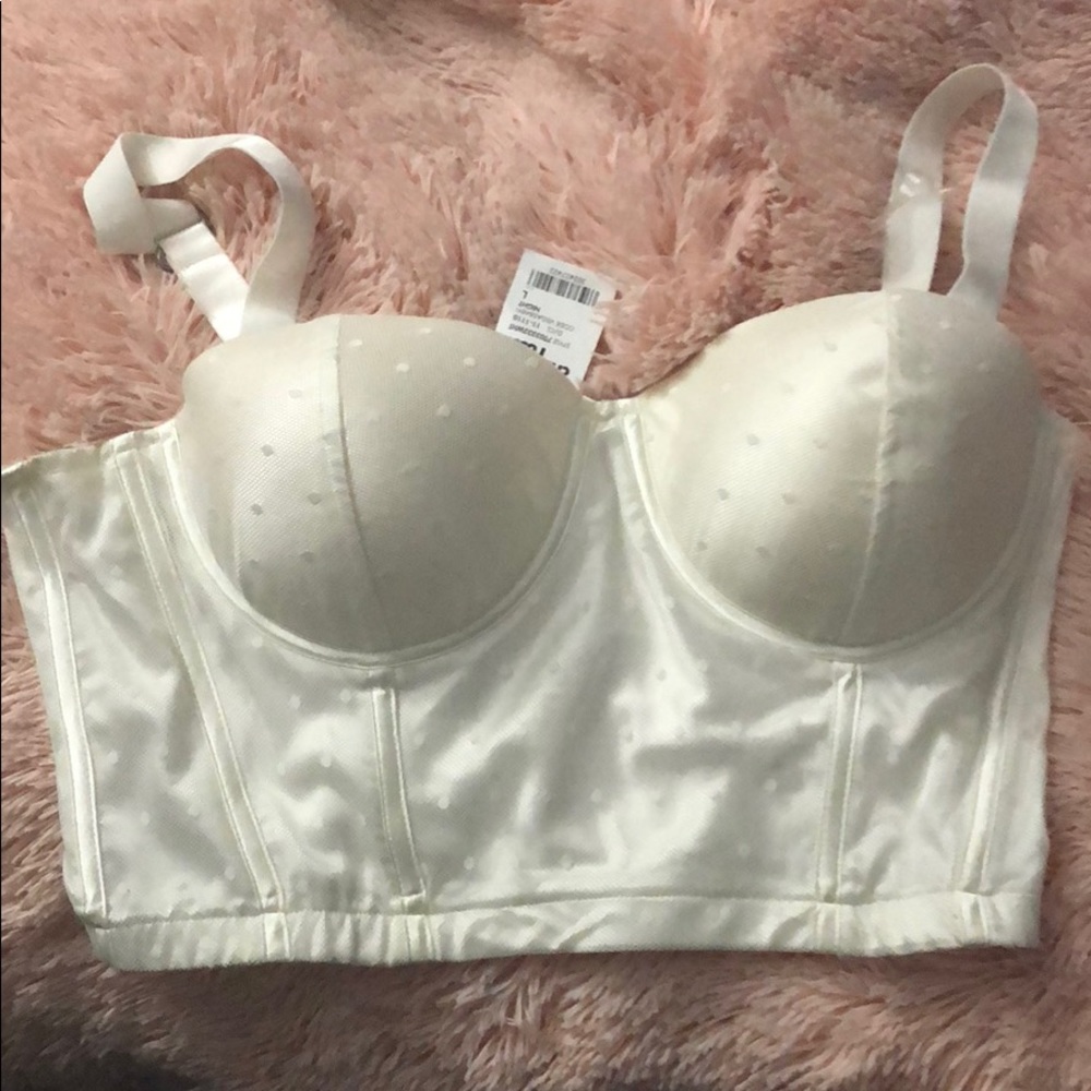White crop top